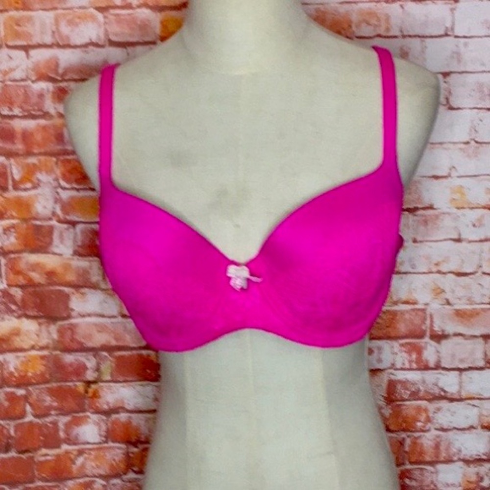 Body by Victoria Hot Pink Demi Lined Buste Push Up
Bra